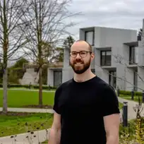 Dr Stuart Nicholson